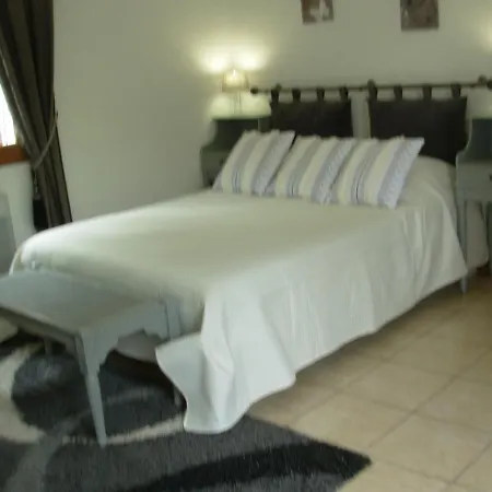 D'hote Castelnaua Couette-café
